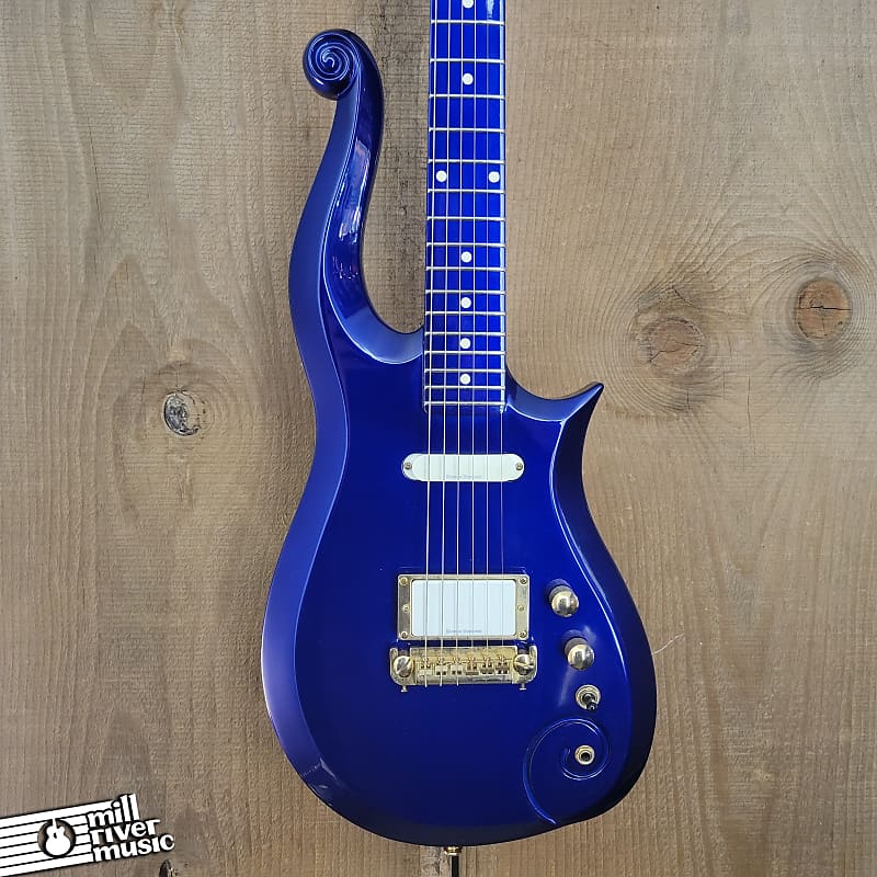 Schecter Custom Prince Cloud Diamond Series Metallic Purple  2002 w/HSC