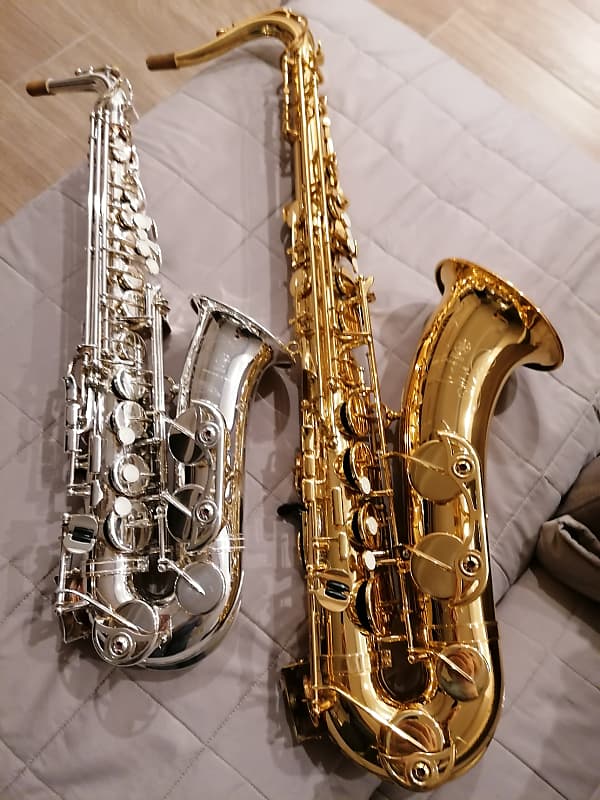 Yamaha Yas 62 silver and Yts 475 gold, two saxes ready to paly made in  Japan.