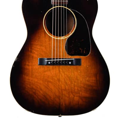 Gibson LG-2 1942 - 1945 | Reverb