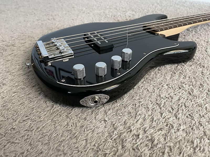 【希少】Fender Dimension IV Bassエレキベース Fender - Deluxe Dimension IV Bass | Mass Street Music