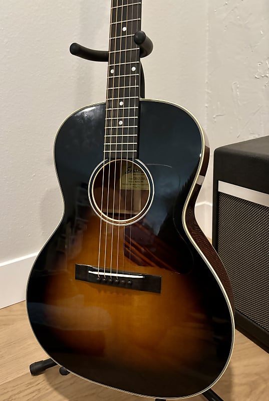 Eastman E10-OOSS All-Solid Mahogany/Adirondack Spruce Slope