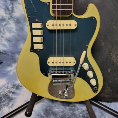 Vintage RARE 1966 Lafayette Capri Electric Guitar Pro Setup Original Hard Shell Case image 2