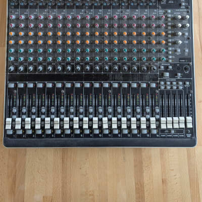 Mackie Onyx 1640i Firewireレコーディングミキサー Rev A00 Mackie Onyx 1640i Firewireレコーディングミキサー Rev A00