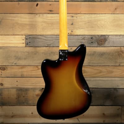 Fender  American Vintage II 1966 Jazzmaster Electric Guitar 3-Color Sunburst w/ Case image 5