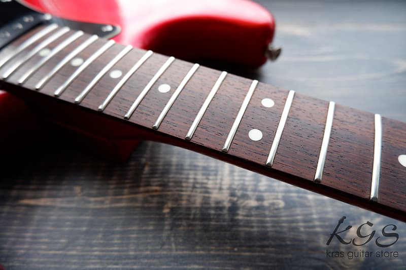 Fernandes SSH-40 Limited Edition Stratocaster 1986-1989 Red Fernandes SSH-40 Limited Edition Stratocaster 1986-1989 Red