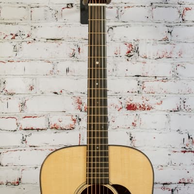 Martin - D18 - Modern Deluxe - Acoustic Guitar - Natural - w/ Hardshell Case - x5232 image 6
