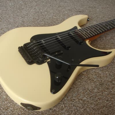 レリックYAMAHA RGX★Japanビンテージ完動品 Yamaha RGZ-111 1988 Italian Red MIJ Japan – Guitarzilla