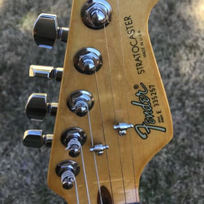Fender Stratocaster 1983-1985 Great Shape  Beautiful Gloss Neck - Dallas area pickup image 5