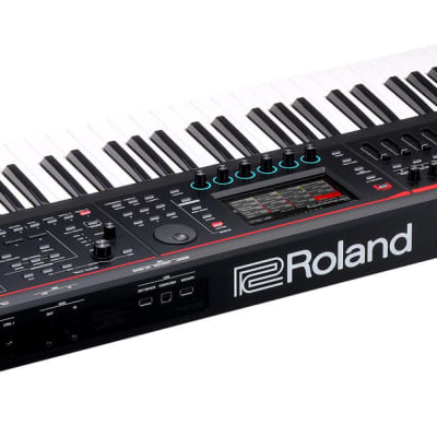 Roland Fantom-07 synthesizer keyboard image 3