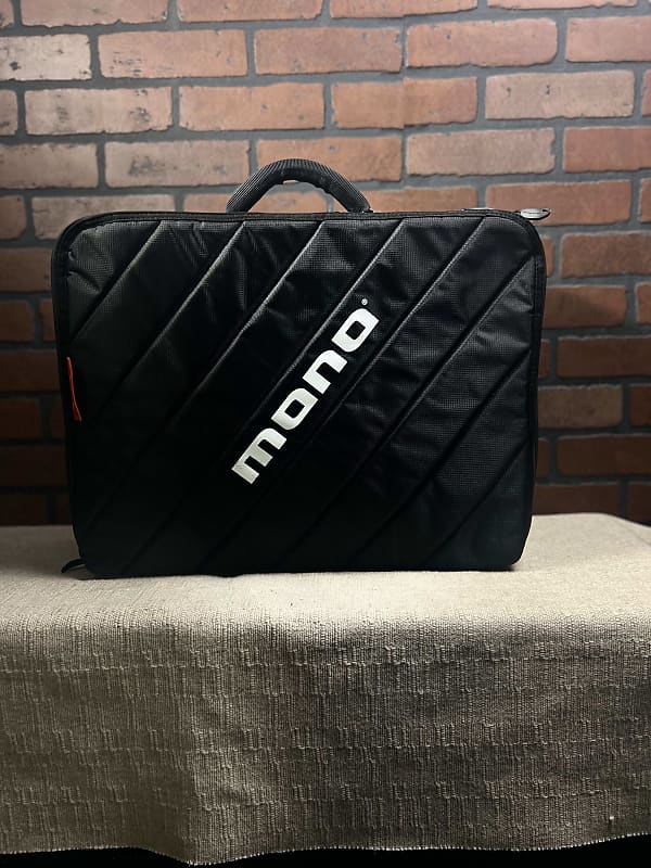 Mono MONO Club 2.0 Accessory/Pedalboard Case - Black image 1