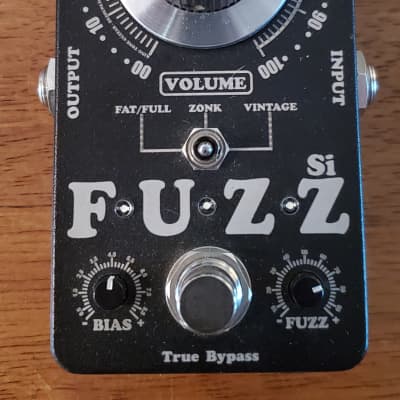 Reverb.com listing, price, conditions, and images for king-tone-minifuzz-si