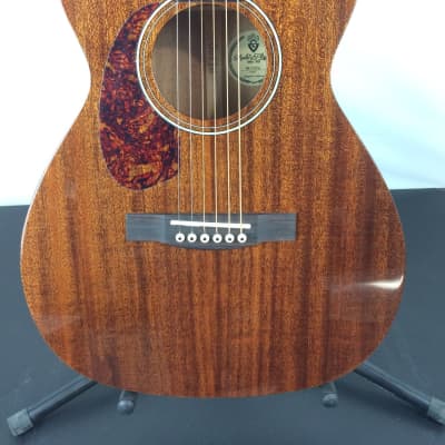 Guild M-120L Left-Handed All Solid Wood 3/4 Scale Acoustic Guitar w/ Gig Bag image 4