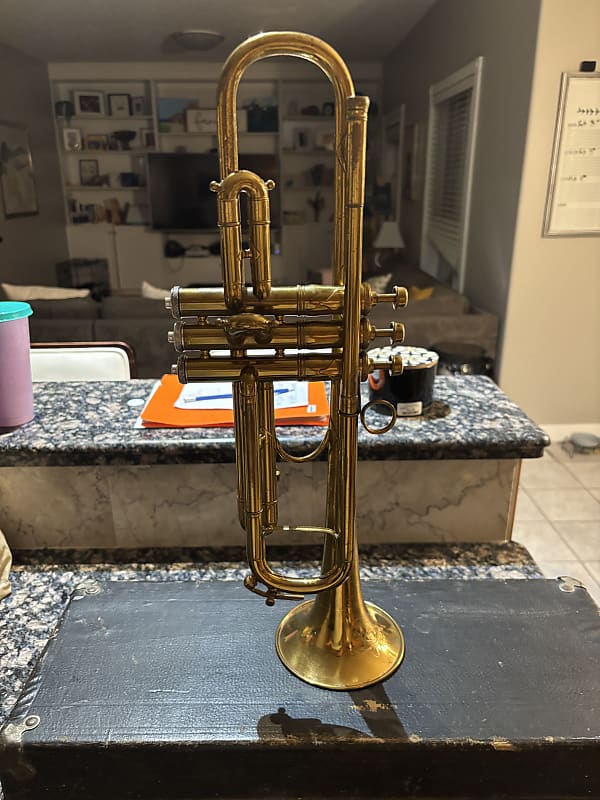 King Master Trumpet image 1