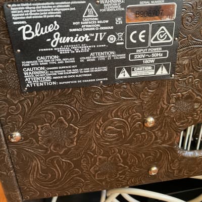 Fender Blues Junior IV FSR Limited Edition "Western" 15-Watt 1x12" Guitar Combo 2018 - 2021 - Brown Western Tolex image 2