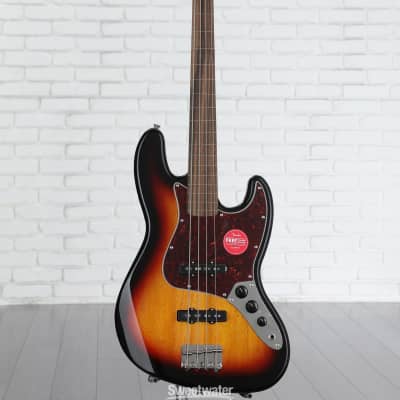 Squier Classic Vibe Fretless Jazz Bass 2022 - 3-tone sunburst image 5