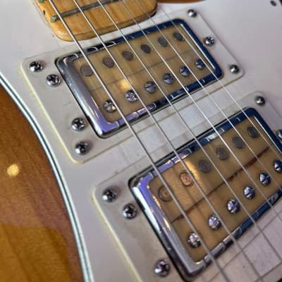 Univox Ripper 1970s Electric Guitar Natural image 13