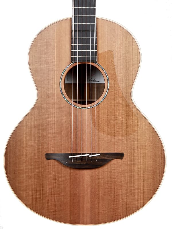 Lowden s35 store 12 fret