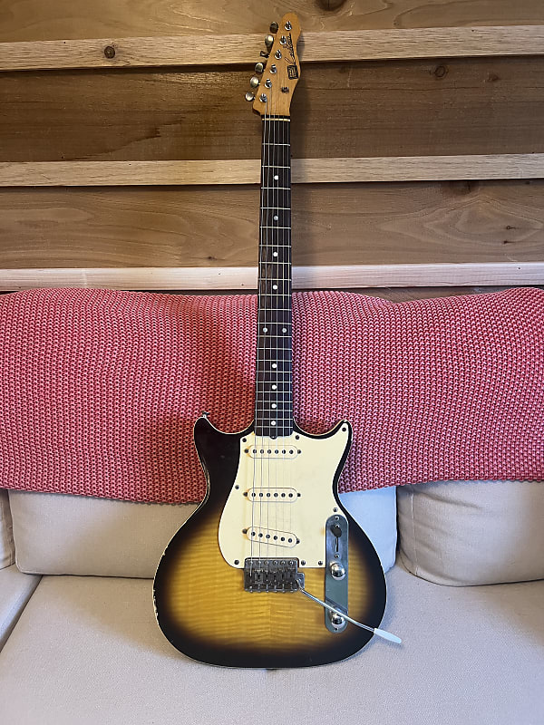 Strings & Things Bluesmaster 1980’s Sunburst Reverb