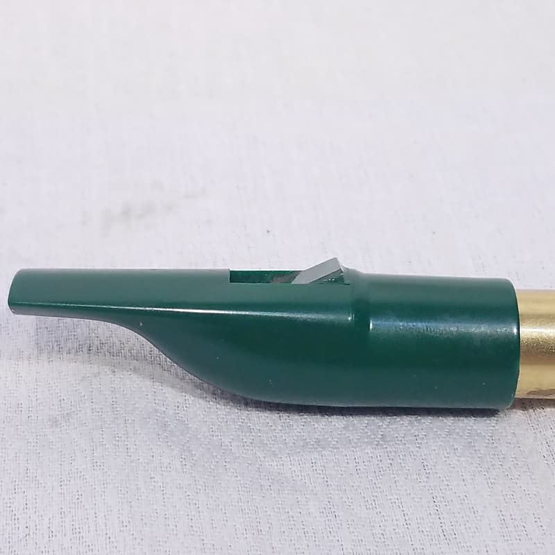  Jerry Freeman Tweaked Key of D Mellow Dog Tin Penny Irish  Whistle: Affordable true professional quality. Perfect for beginner &  advanced alike. Scroll down & listen to video below the description. 