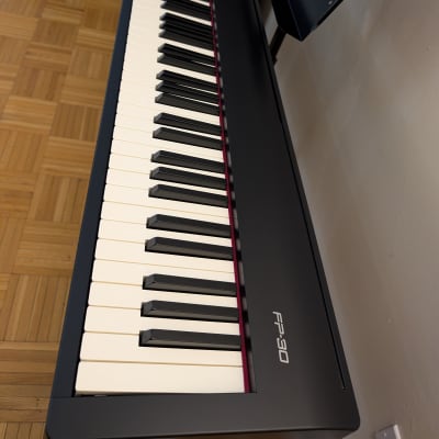 Roland FP-30 88-Key Digital Portable Piano image 3