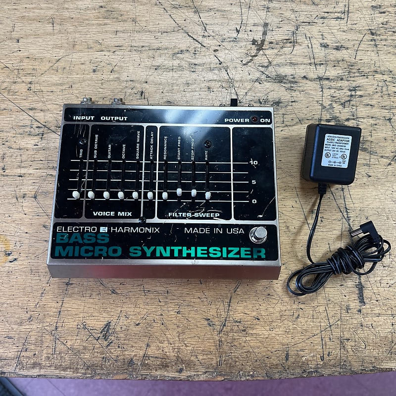 Electro-Harmonix Bass Micro Synthesizer