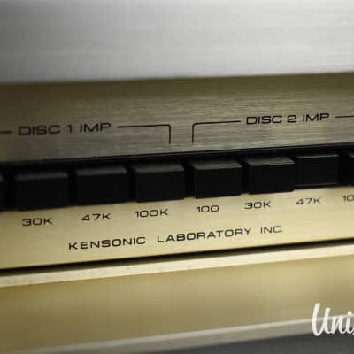 Accuphase C-220 Stereo Control Amplifier In Very Good Condition image 5