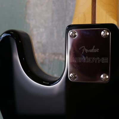 Fender Aerodyne Special Precision Bass 2022 - Present - Hot Rod Burst image 9
