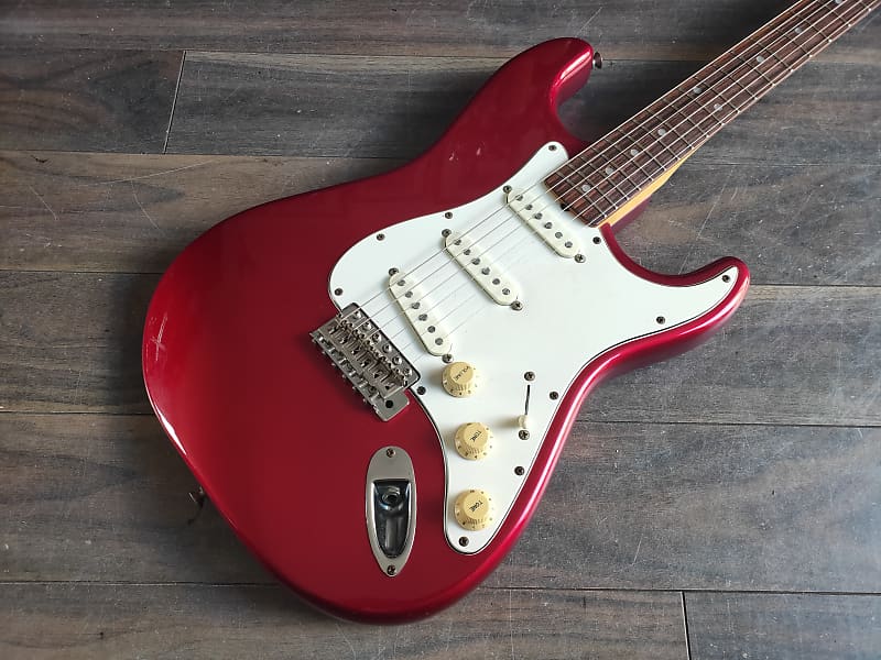 1983 Tokai Japan ST-60 Goldstar Sound Stratocaster (Candy Apple Red)