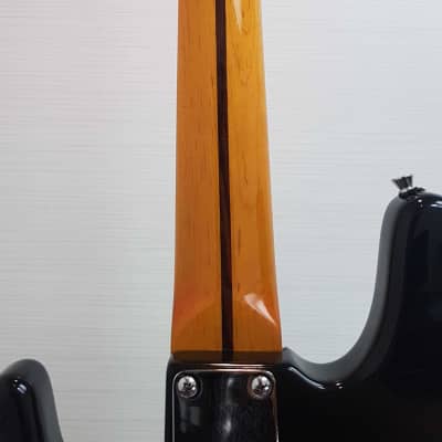 Jay Turser Vintage Series 4 String Bass Guitar (E.X.) image 10