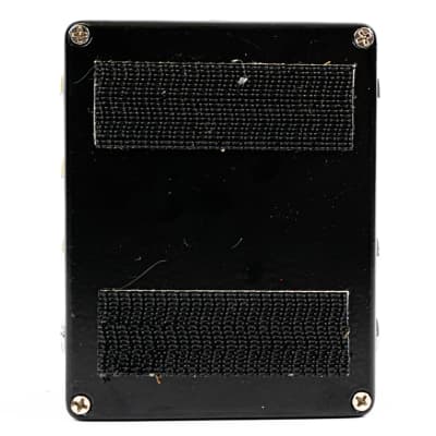 Vertex Effects Pedalboard Interface for 2 Amps with Stereo FX | Reverb