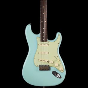 Fender Custom Shop 1960 Stratocaster® Sonic Blue Matching