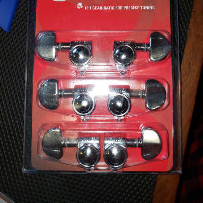 Grover 502C Roto-Grip Locking 3+3 Tuning Machines image 2