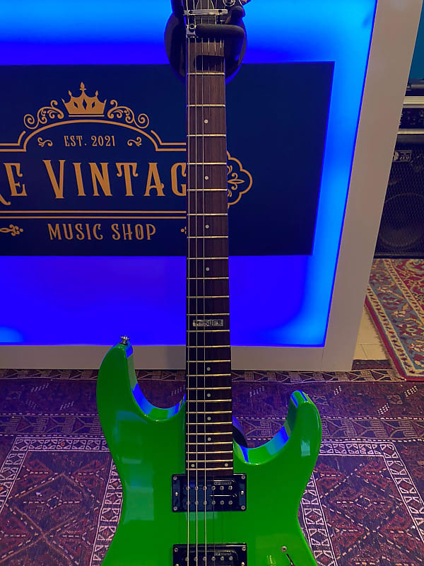 【限界値下げ】LTD (ESP) M-50 Neon Green(美品) 限界値下げ】LTD (ESP) M-50 Neon Green(美品) ESP LTD M-50FR