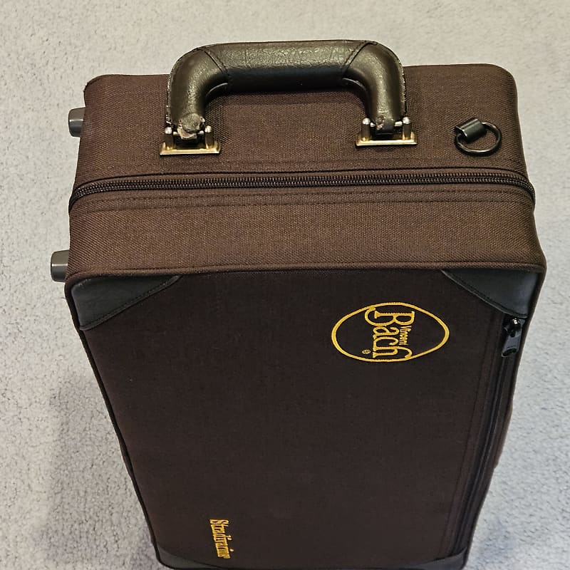Vincent Bach Stradivarious Trumpet Case - Brown Cloth | Reverb