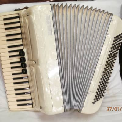 Settimio Soprani Coletta piano accordion 120 bass mod 703/78-- 1965-1975 Cream marble image 25