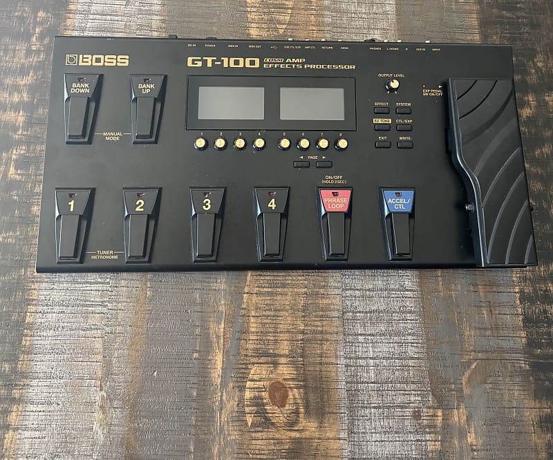 Boss GT-100 Amp Effects Processor