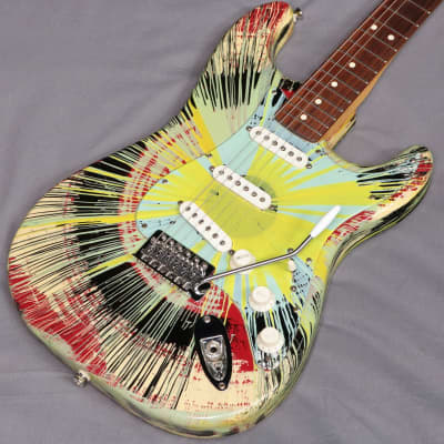 Fender Stratocaster HANABI 手描き 300のうちの1個 Fender Stratocaster HANABI 手描き 300のうちの1個