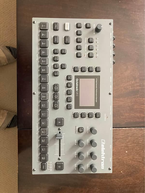 Elektron Octatrack MkII Dynamic 8-Track Performance Sampler 2017 - 2021 - Gray image 1
