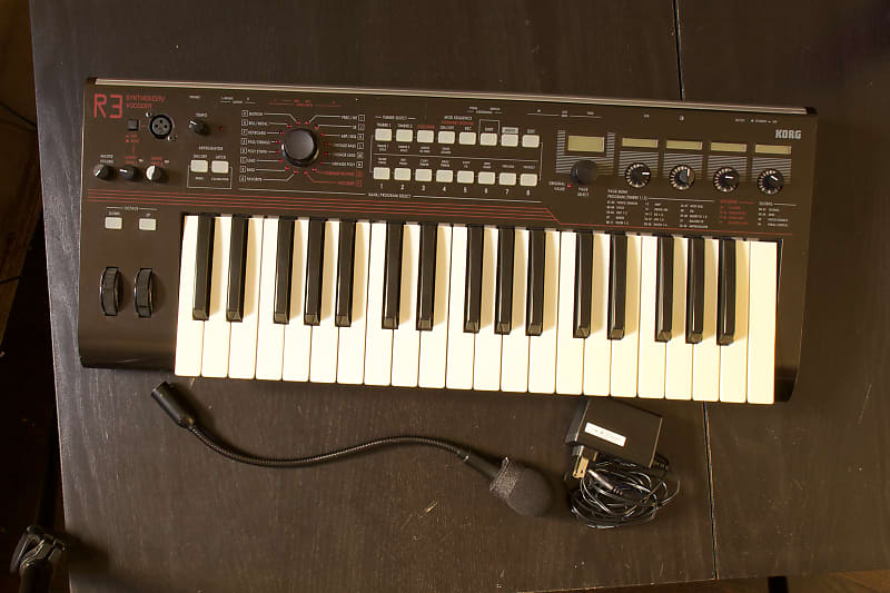 Korg R3