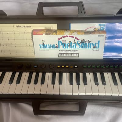 1980s YAMAHA PS-3 PortaSound keyboard 1980s analog vintage