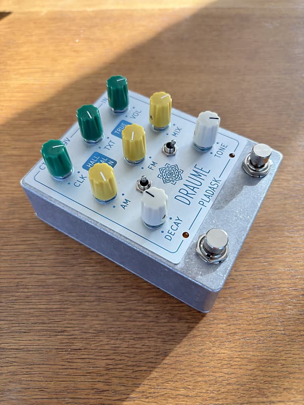 Pladask Elektrisk Draume V2 | Reverb