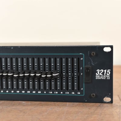 dbx 3215 Dual-Channel 2/3 Octave 15-Band Equalizer CG004E9 image 2
