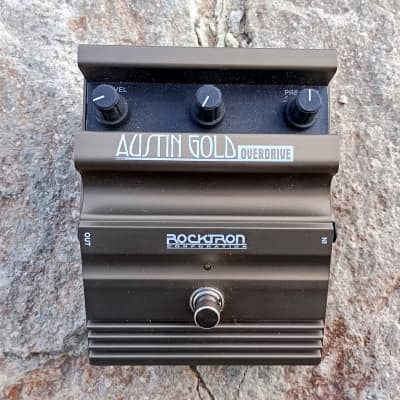 ROCKTRON AUSTIN GOLD OVERDRIVE クリーンブースター Rocktron Austin Gold, Sounds Demo - YouTube