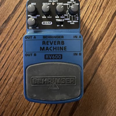 Behringer RV600 Reverb Machine Pedal | Reverb