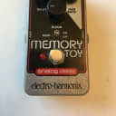 Electro Harmonix Nano Memory Toy Analog Delay Modulation Guitar Effect Pedal