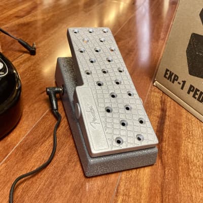 Fender EXP-1 Expression Pedal 2016 - Gray image 4