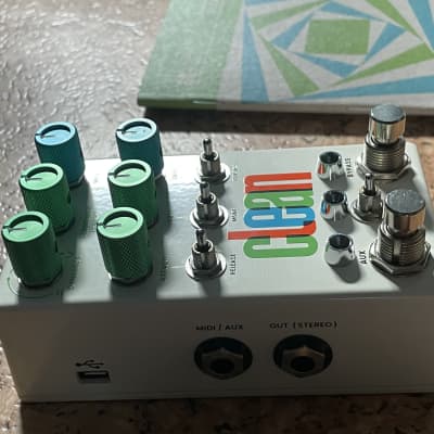 Clean Creative Compressor - Chase Bliss Audio (2024) | Reverb Clean Creative Compressor - Chase Bliss Audio (2024) | Reverb
