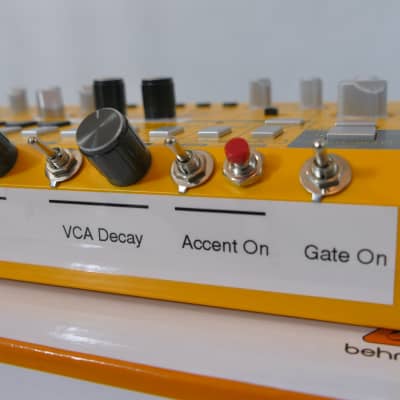 Behringer TD-3 - 15 Mods! - Modded Out Devilfish Style 303 - Analog Bass Line Synthesizer td3 mo