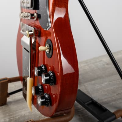 Gibson SG Standard 61 Maestro Vibrola, Vintage Cherry Sunburst | Demo image 14