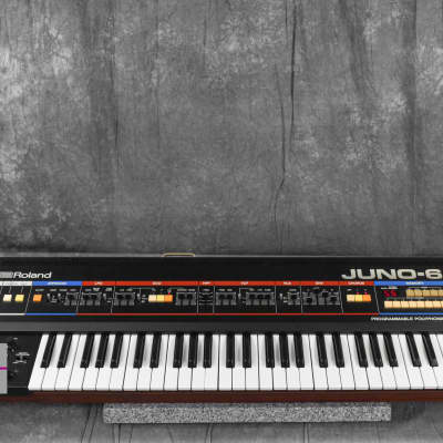 Roland JUNO-60 Analog synthesizer in Very Good Condition